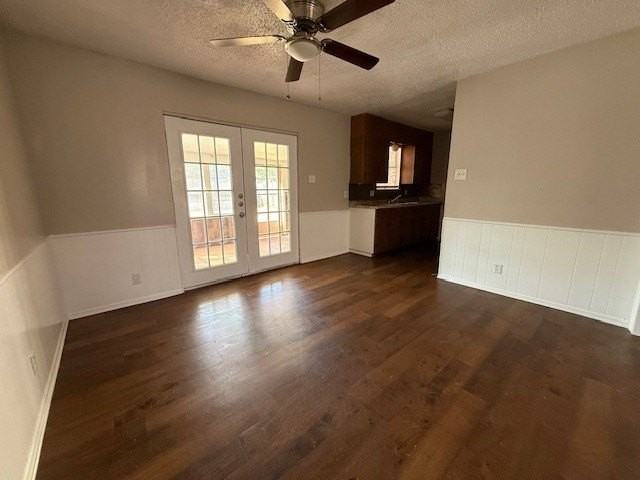 3849 Janice Ln - Photo 5 of 25