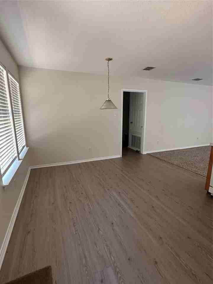 2707 Cattleman Dr - Photo 5 of 11