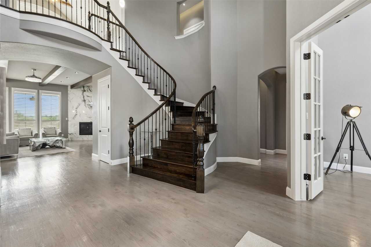 412 Winding Ridge Trl - Photo 2 of 33
