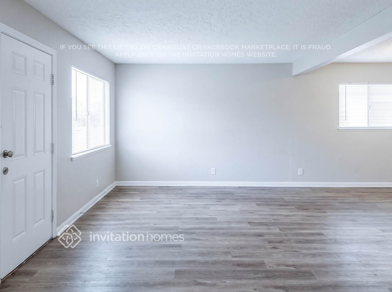 606 Greenhurst Rd - Photo 2 of 15