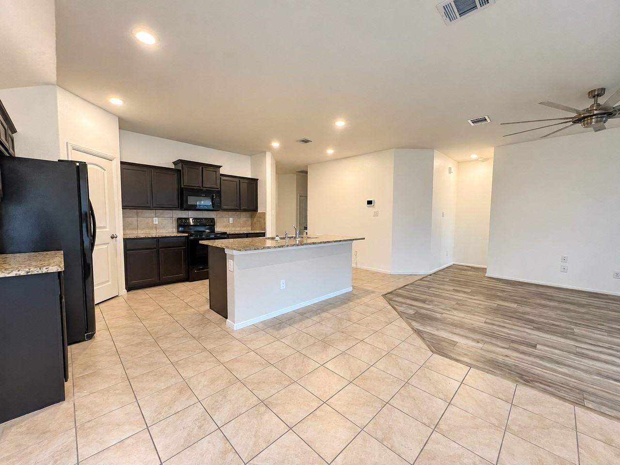 712 Ben Lake Trl - Photo 7 of 26