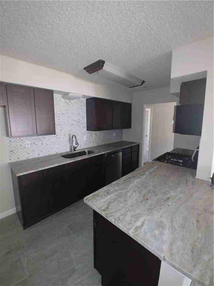 333 Hilltop Ln - Photo 5 of 15