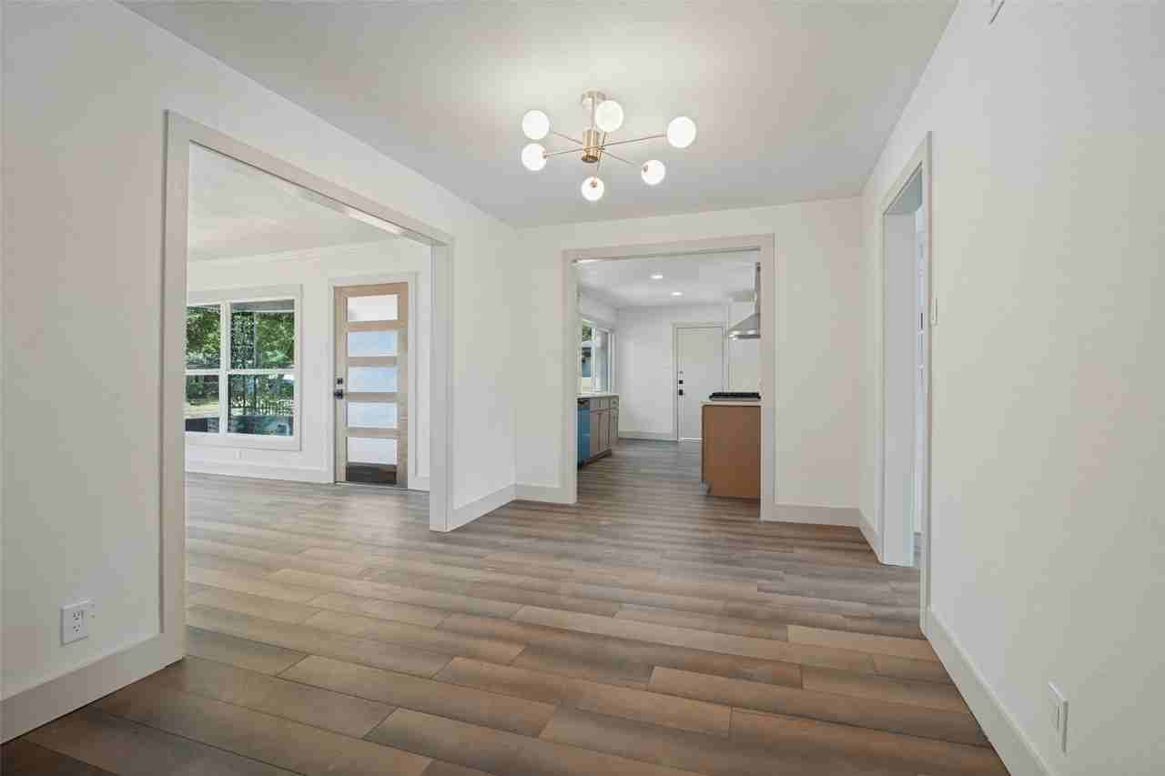 2324 Prichard Ln - Photo 7 of 25