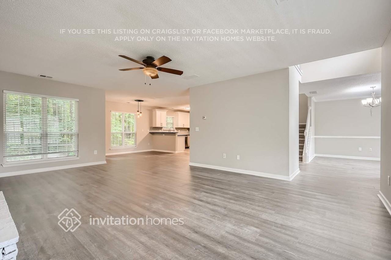 5208 Meadows Lake Pointe - Photo 5 of 29