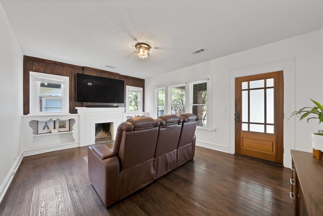 2305 W Rosedale St S - Photo 3 of 40