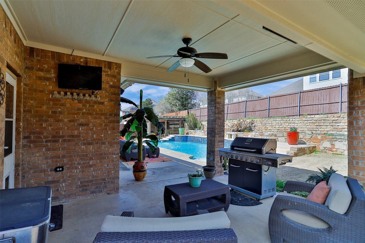 3513 Oliver Dr - Photo 3 of 17
