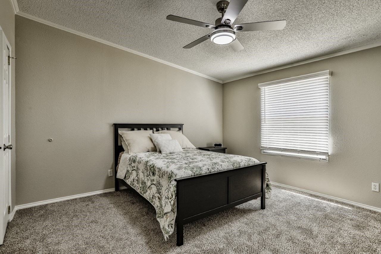 3809 Lands End Ct - Photo 5 of 6