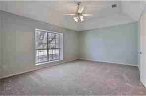 2110 Hearthstone Dr - Photo 7 of 17