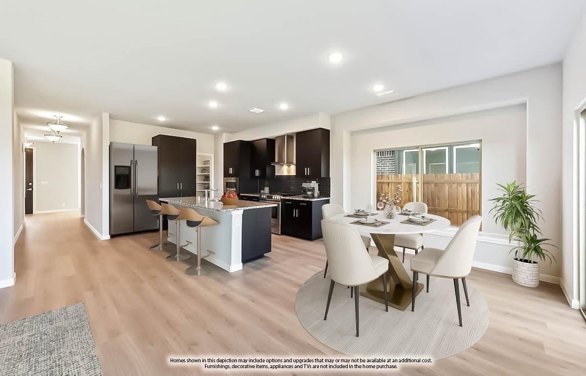 1243 Mill Pl - Photo 4 of 11