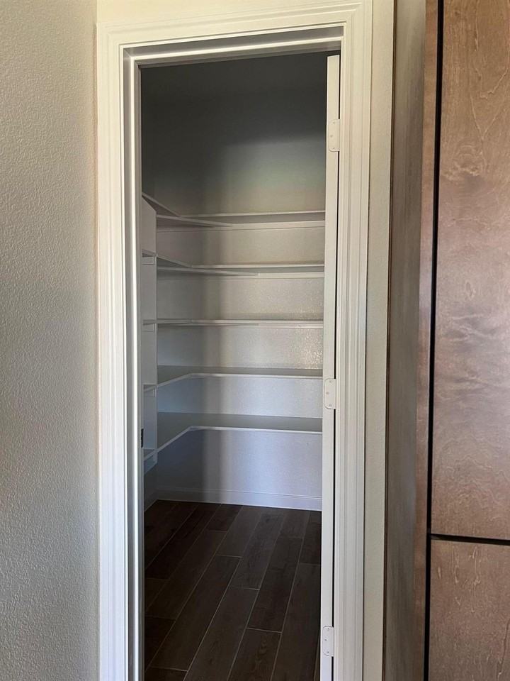 1243 Mill Pl - Photo 7 of 11