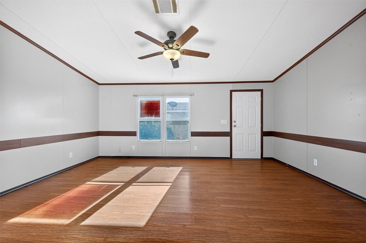 315 Glenwood St - Photo 6 of 29