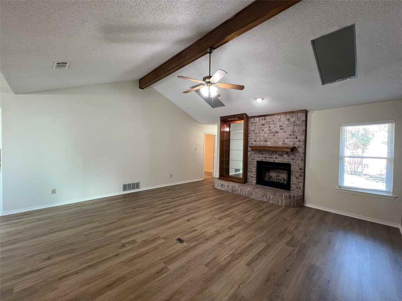 7808 Mallard Ln - Photo 5 of 34