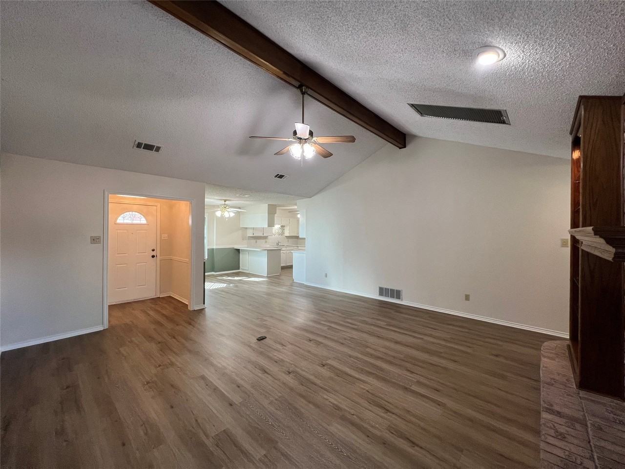 7808 Mallard Ln - Photo 7 of 34