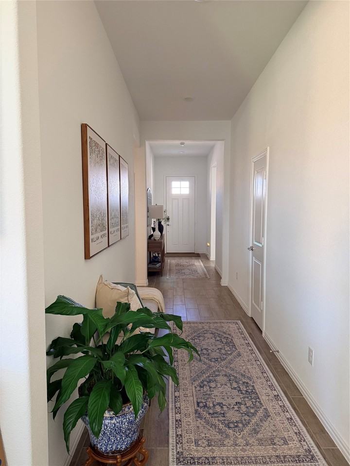2929 Brainerd Dr - Photo 2 of 11
