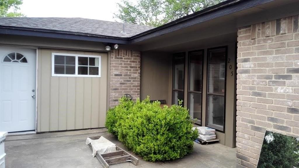 205 Rolling Hills Ln - Photo 6 of 6