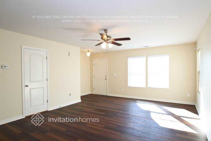 1084 Joselynn Dr - Photo 3 of 18