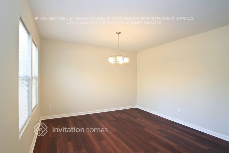 1084 Joselynn Dr - Photo 7 of 18
