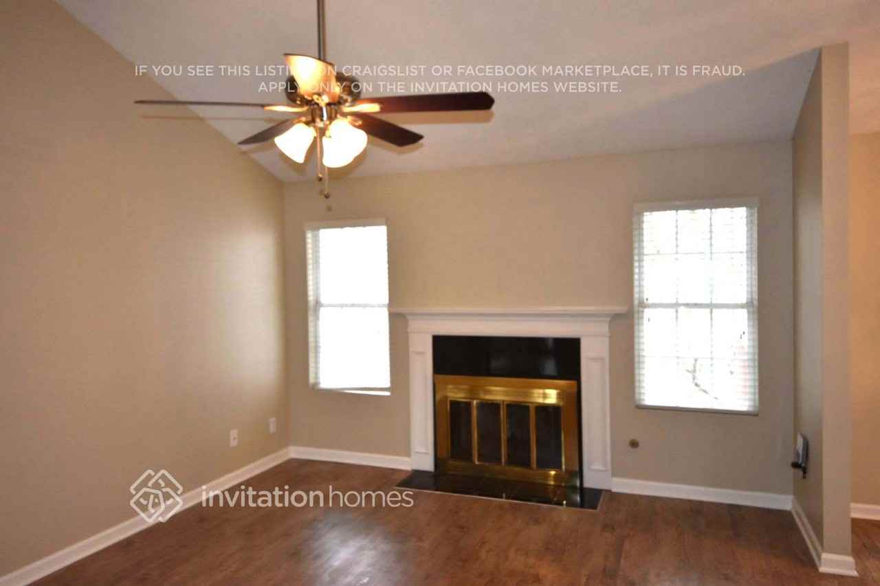 3219 Sentinel Cir - Photo 2 of 13