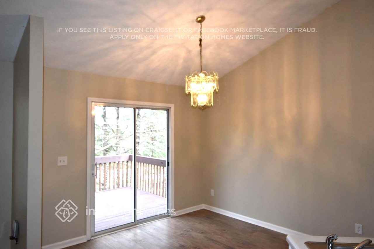 3219 Sentinel Cir - Photo 4 of 13
