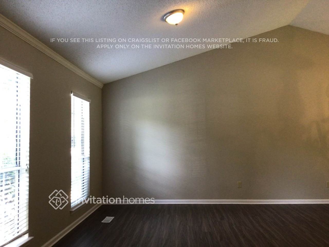 3216 Mintleaf Dr - Photo 3 of 12