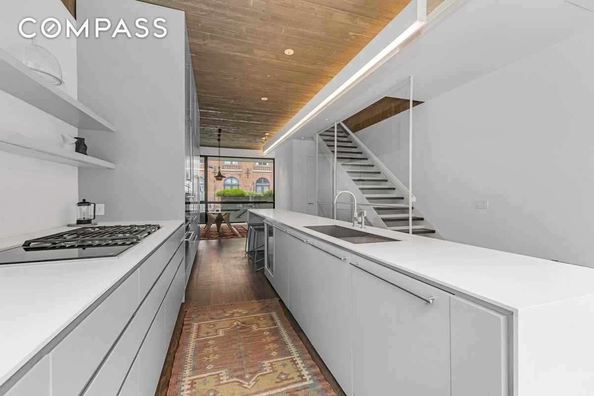 3 Wythe Ln #1 - Photo 7 of 24