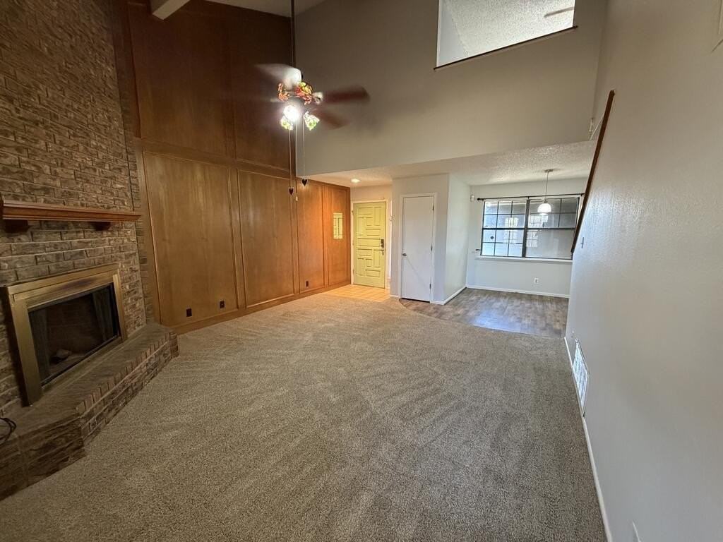 3951 Scott St - Photo 5 of 19