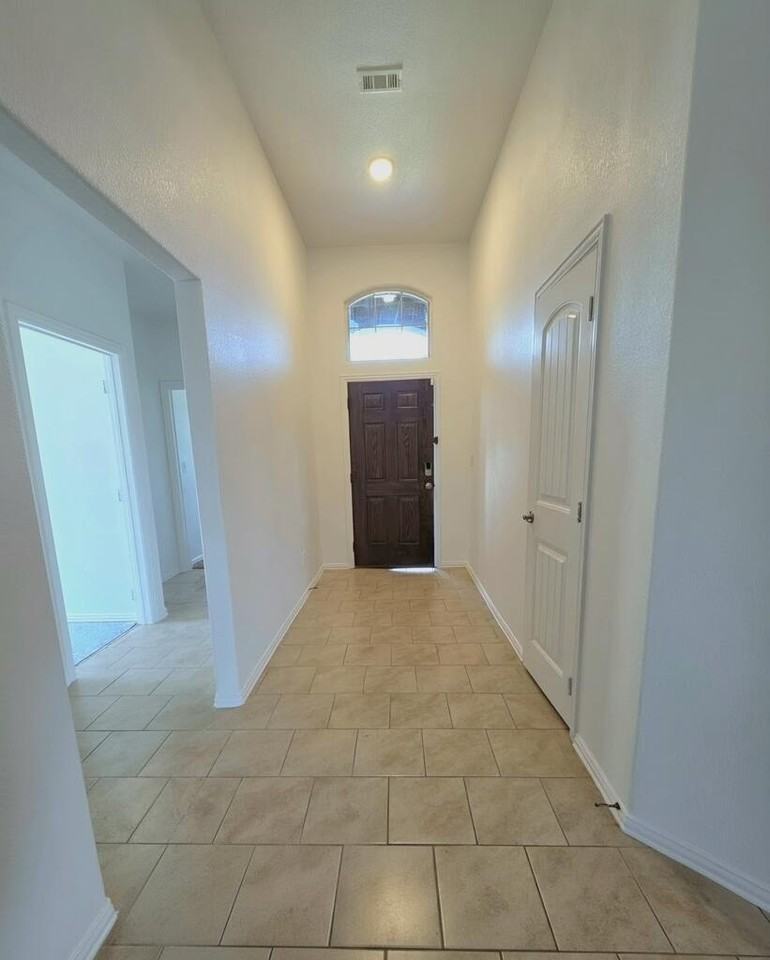7310 Fossell Ranch Rd - Photo 4 of 18