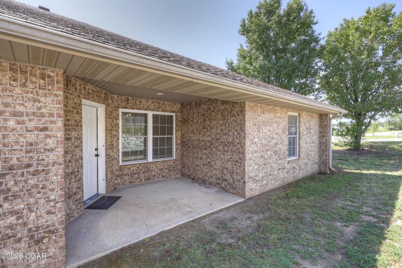 2901 S Jackson Ave - Photo 4 of 23