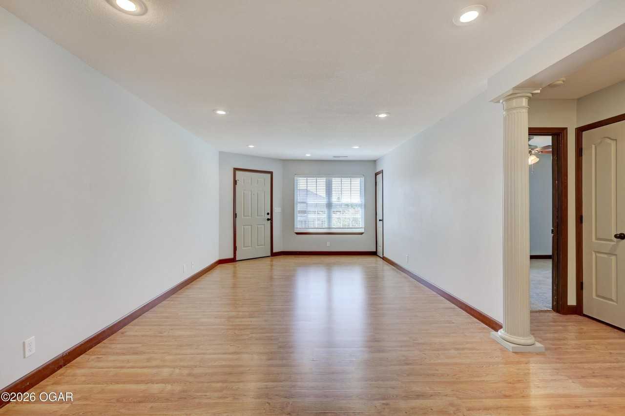 2901 S Jackson Ave - Photo 6 of 23