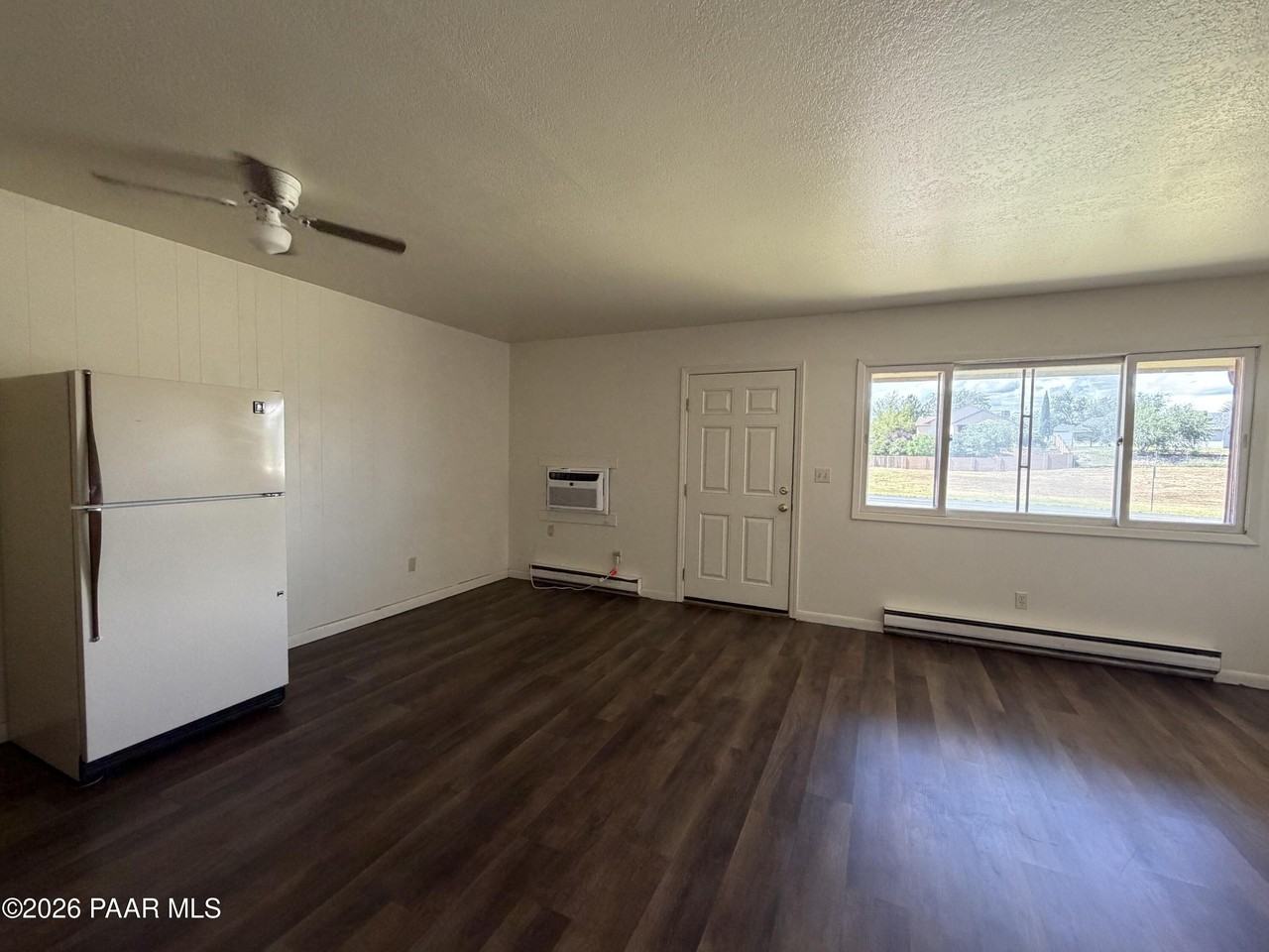4251 N Viewpoint Dr #4 - Photo 2 of 10