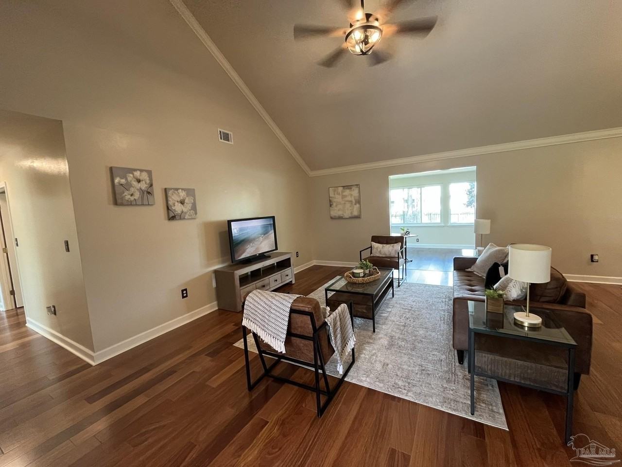 6436 Garden Dr - Photo 4 of 50