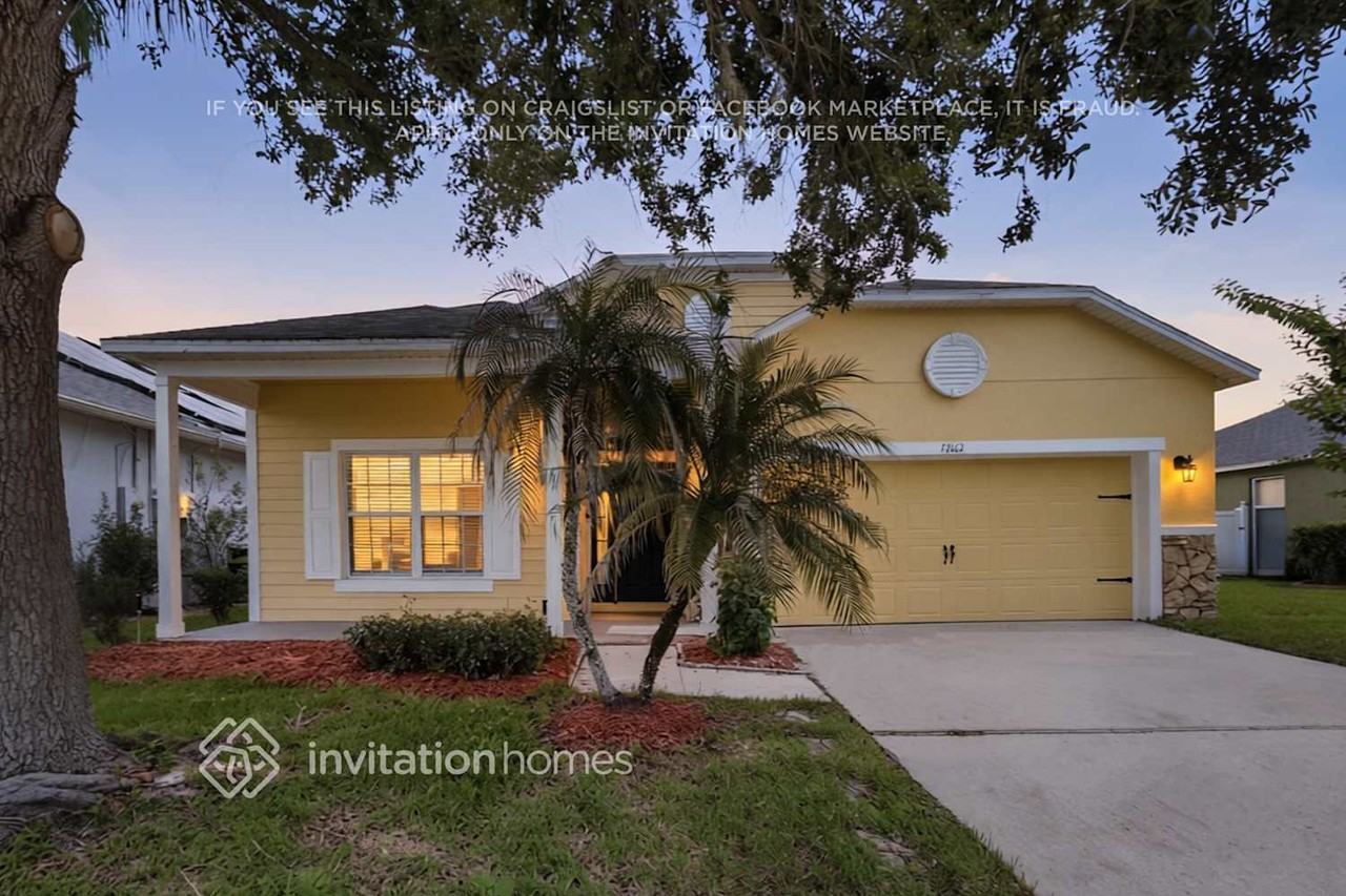 13161 Sapphire Falls Ln - Photo 3 of 19