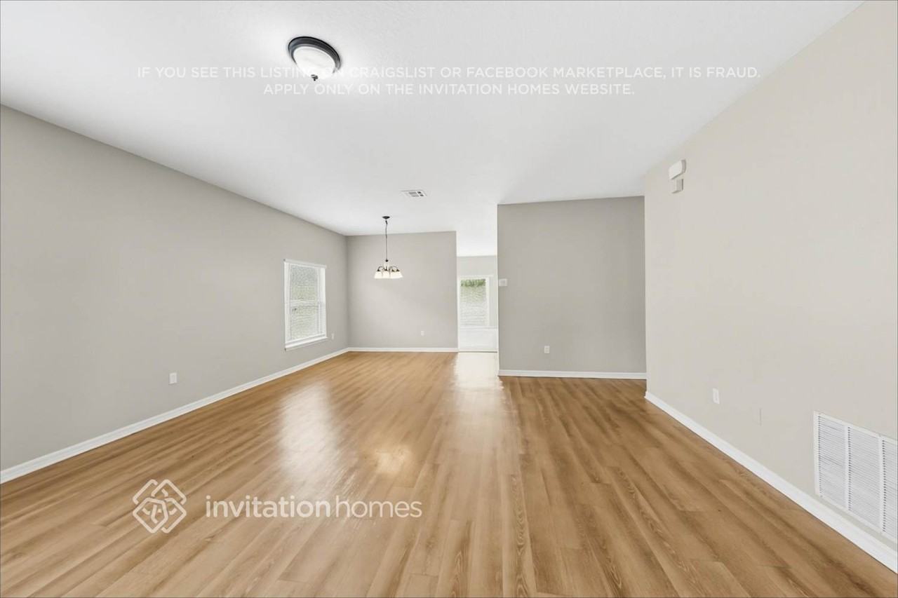 13161 Sapphire Falls Ln - Photo 5 of 19