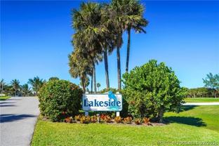 5602 Ne Gulfstream Way - Photo 1 of 1