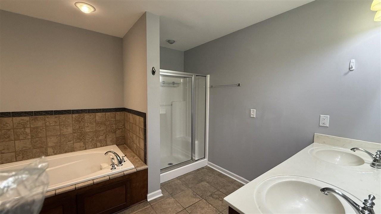 354 White Dogwood Dr - Photo 4 of 9