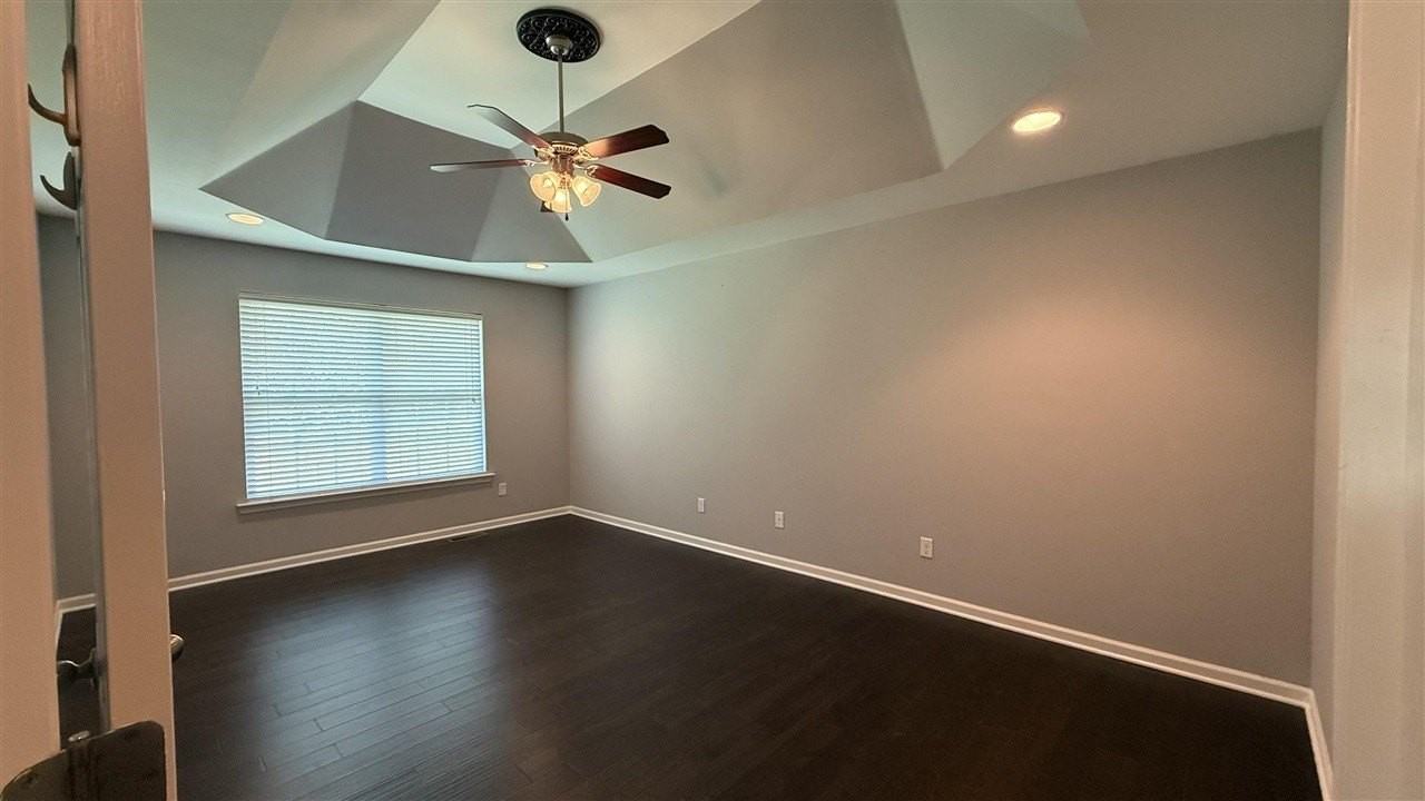 354 White Dogwood Dr - Photo 7 of 9