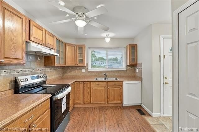 39694 Birchwood Dr - Photo 5 of 30