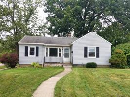 featured image of 8601 Riverview St