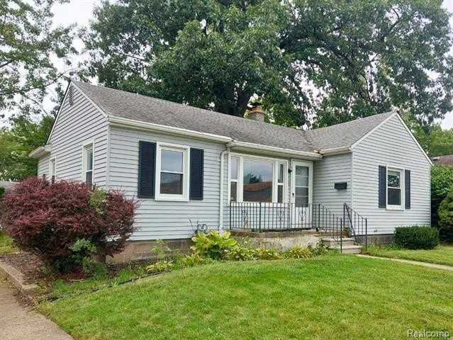 8601 Riverview St - Photo 2 of 35