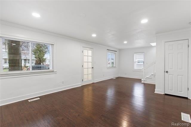 22712 Clairwood St - Photo 2 of 25