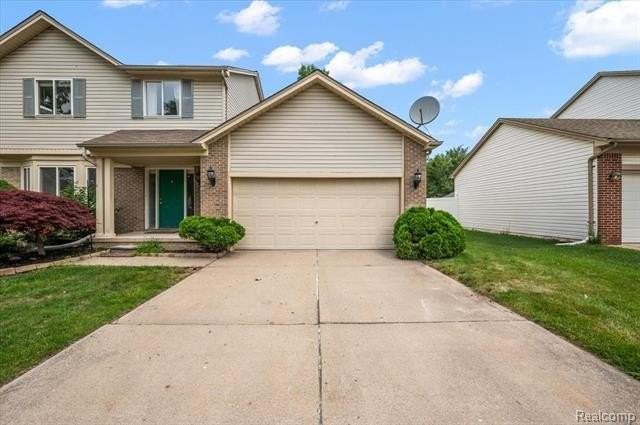 125 Algansee Dr - Photo 3 of 49