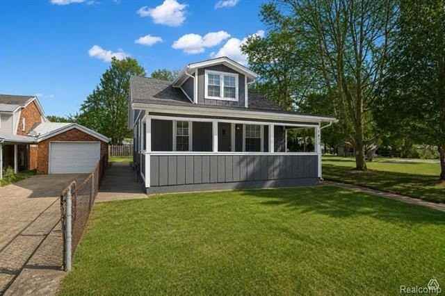 1810 Manse Rd - Photo 2 of 34
