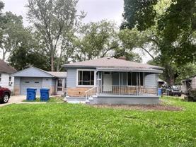 24217 Stewart Ave - Photo 1 of 1