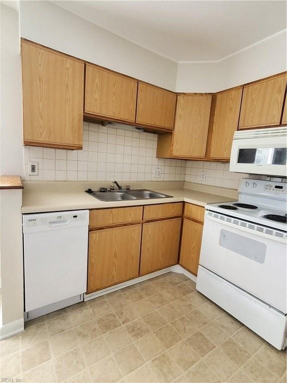 8570 Chesapeake Blvd #14 - Photo 6 of 19