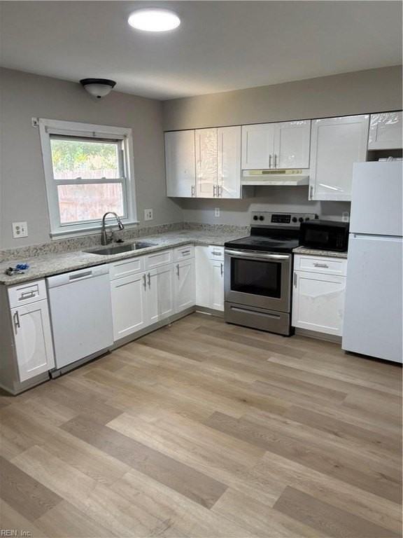 354 Susan Constant Dr - Photo 3 of 6