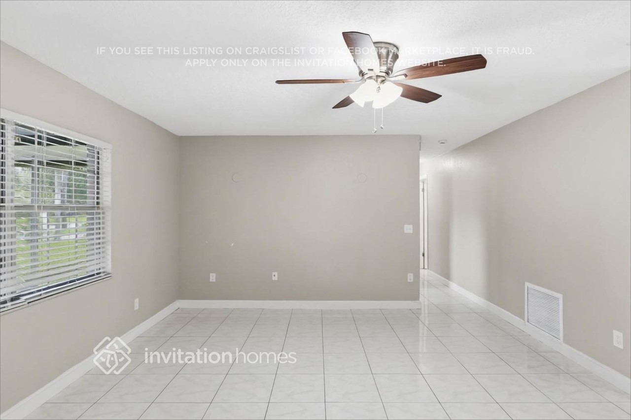 8145 Troxler Dr - Photo 5 of 22