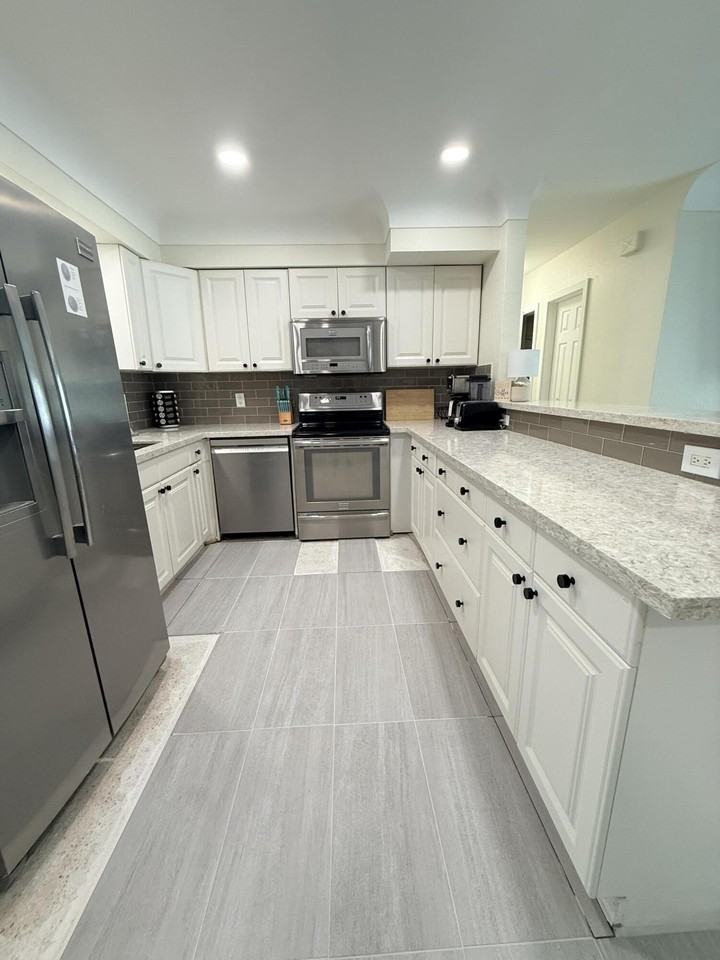 608 Ne 24th Ave - Photo 6 of 19