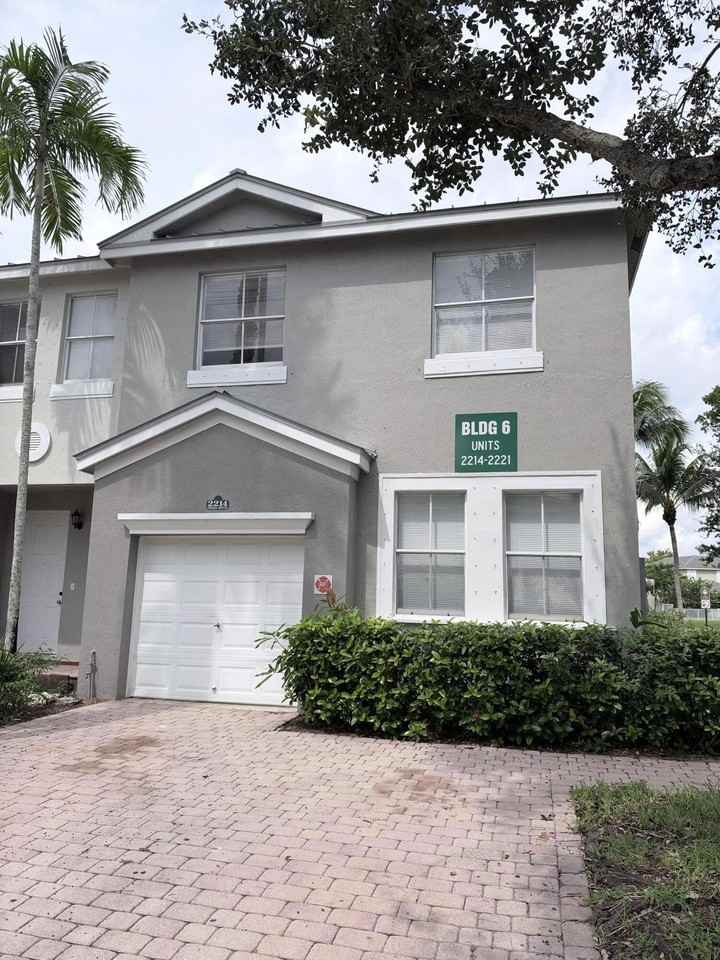 2214 Shoma Dr