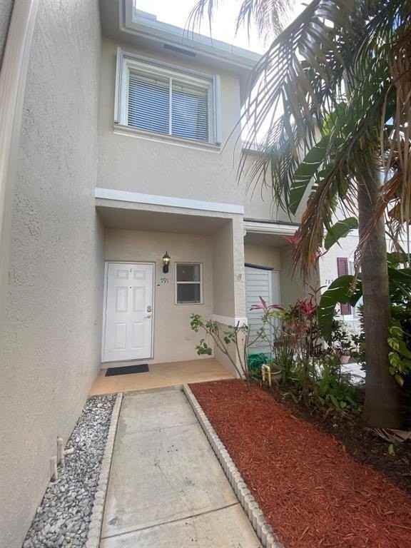 791 Nw 42nd Pl - Photo 2 of 26