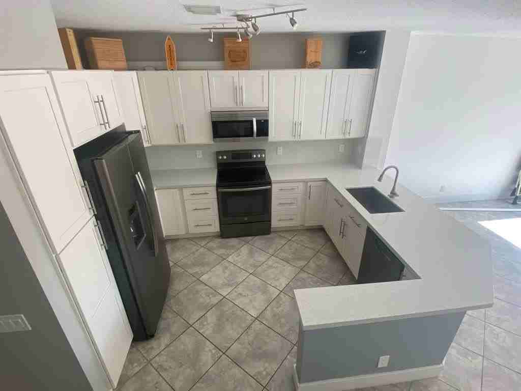 791 Nw 42nd Pl - Photo 6 of 26